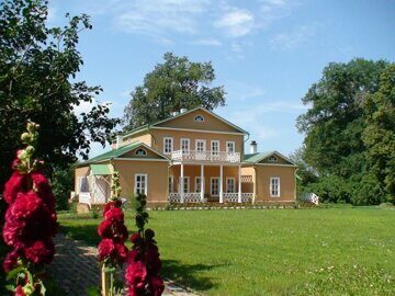 Тарханы. Барский дом